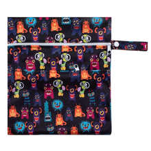 Load image into Gallery viewer, Front_View_of_luckypads_double_zipper_carry_bag
